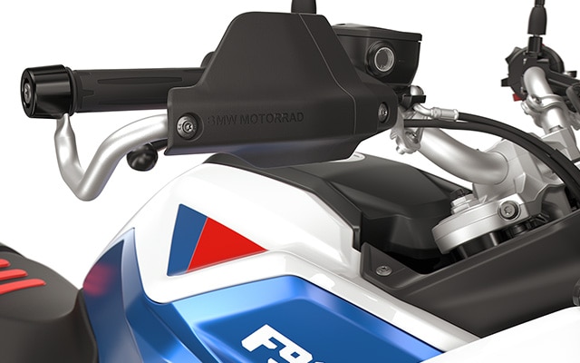 Protège-main Enduro avec potence métallique pour la F 900 GS en version GS Trophy
