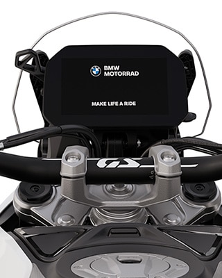 The adjustable sport windscreen of the R 1300 GS from BMW Motorrad