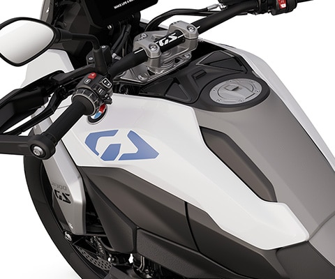 The continuous tank seat line of the R 1300 GS from BMW Motorrad