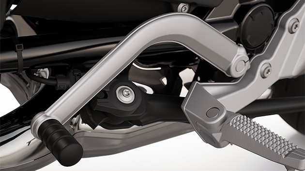 La R 12 de BMW Motorrad avec pack Comfort incluant l’assistant de changement de rapport Pro