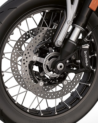 Les roues à rayons optionnelles or et noir de la R 12 de BMW Motorrad