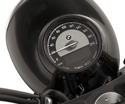 Vue détaillée du cadran de compteur de vitesse de la R 18 Roctane de BMW Motorrad