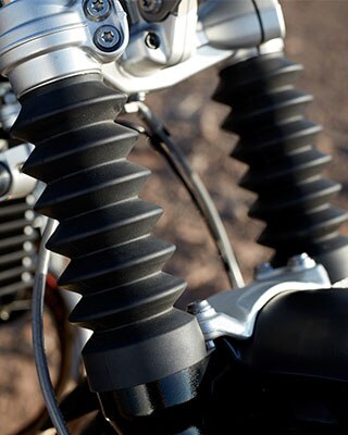 R nineT Scrambler fourche télescopique avec gaines en caoutchouc