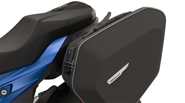 La valise souple de la F 900 XR de BMW Motorrad