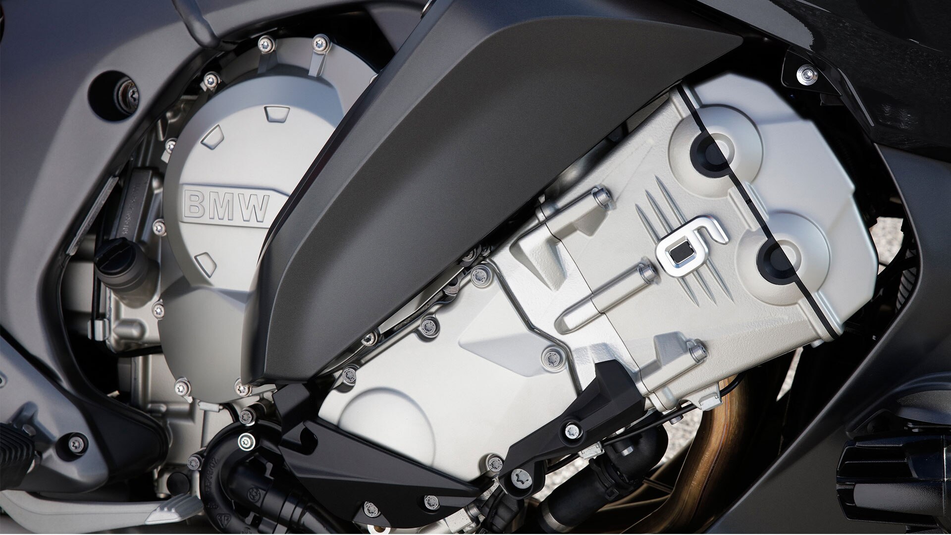 K 1600 GT Moteur six cylindres en ligne multicolore