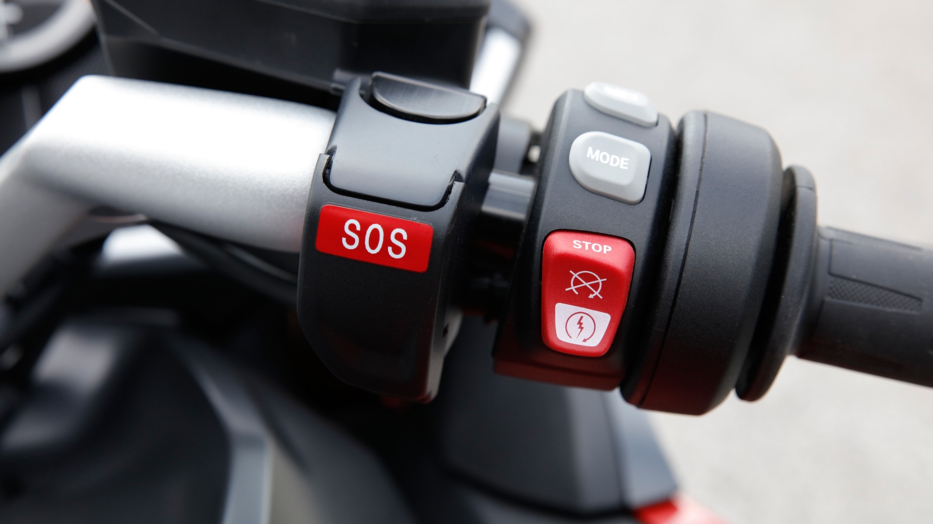 K 1600 GT « Appel d'urgence intelligent »